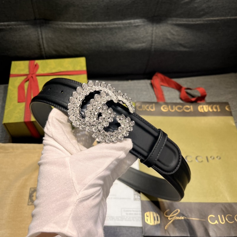 古奇,寬4.0cm,新款 作為Gucci系列産品的标志性象征,經典雙G水鑽扣