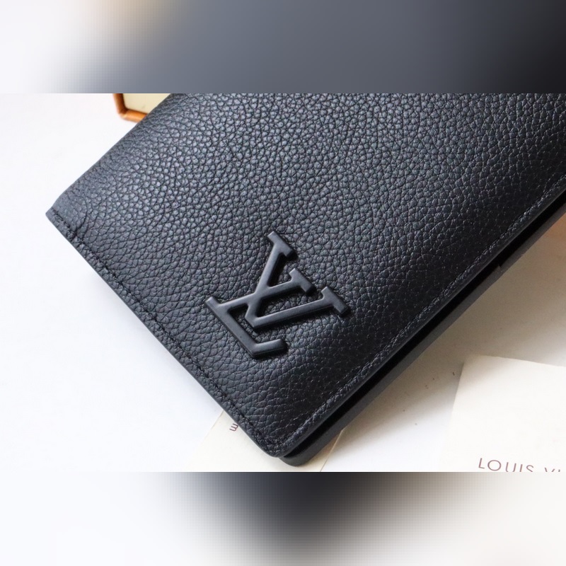 Louis Vuitton AEROGRAM Brazza wallet (M69980)