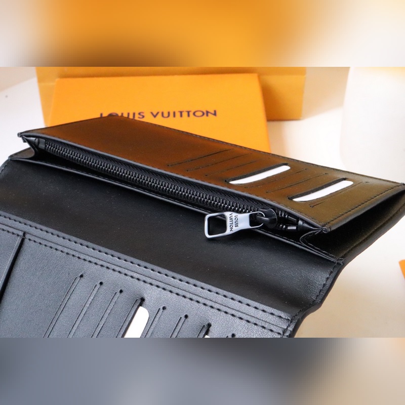 Louis Vuitton AEROGRAM Brazza wallet (M69980)