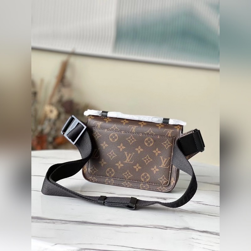 Louis Vuitton S Lock Sling Bag (M45807)